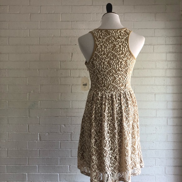 Altr’d State NWT Lace Dress in Mushroom Size Small - Picture 8 of 8
